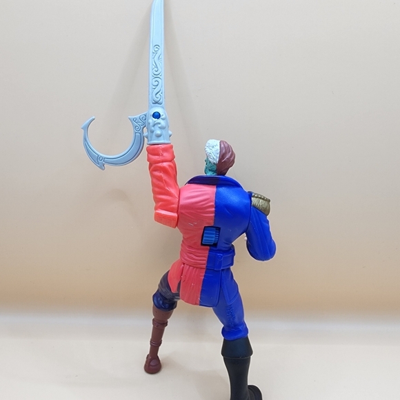 1996 DC Pirate Two-Face Legends of Batman 5" - Picture 3 of 6